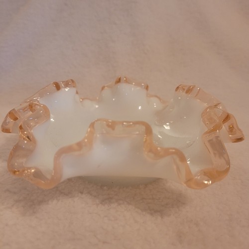 VTG Fenton rose crest Milk glass bowl/dish with pink ruffled/crimped edges 6" - Picture 4 of 6