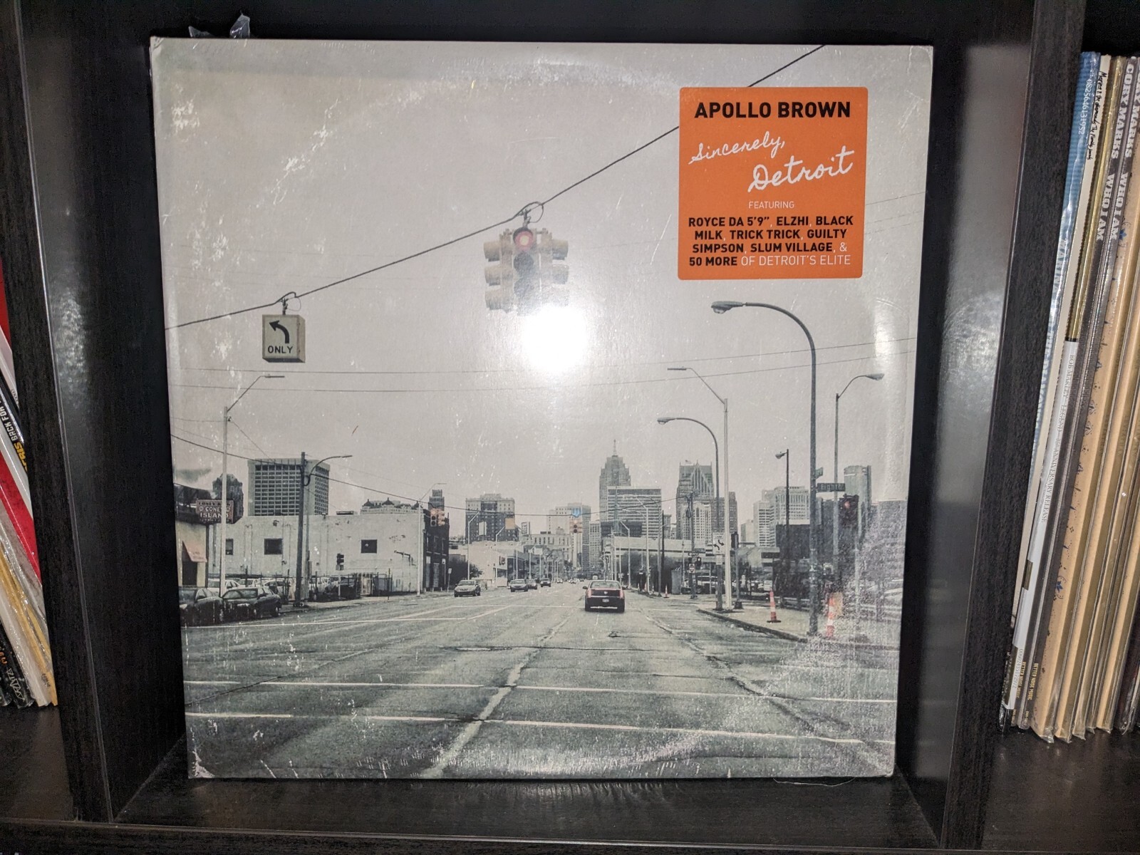 Apollo Brown - С УВАЖЕНИЕМ, ДЕТРОЙТ - 2 виниловых пластинки неоново-оранжевого цвета - НОВЫЕ И ЗАПЕЧАТАННЫЕ!!