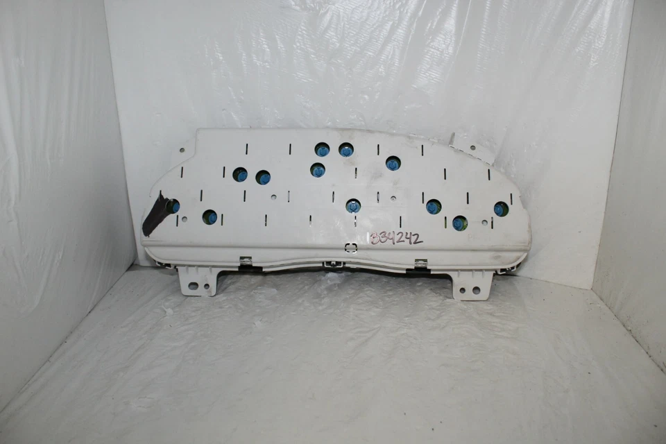 Cuadro de instrumentos velocímetro medidor de panel 05-07 Uplander 146.677 millas Foto 4 de 4