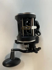 PENN Rival 20LW Level Wind Conventional Fishing Reel Right  hand