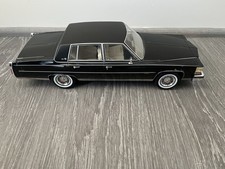1:18 BoS 1982 Cadillac Fleetwood (Black, 1st Edition)