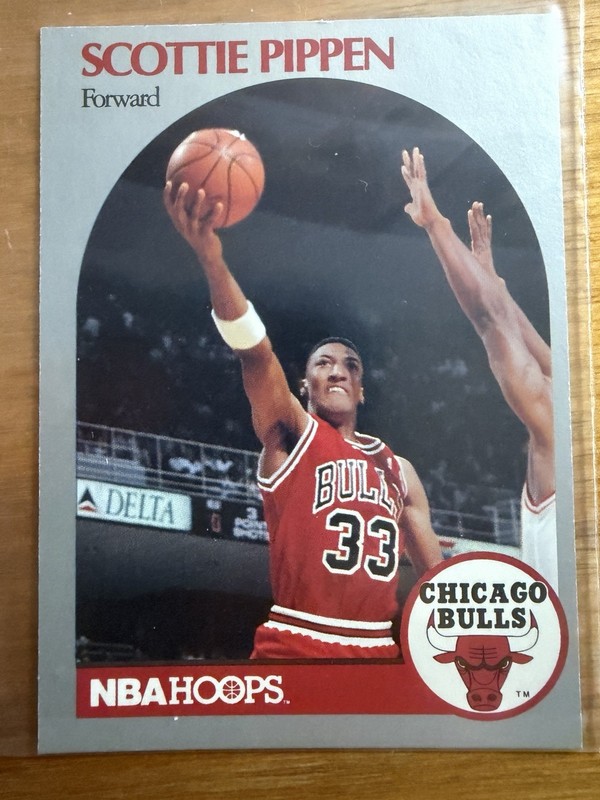 1990-91 NBA HOOPS Scottie Pippen #69 Vintage Basketball Card Chicago Bulls