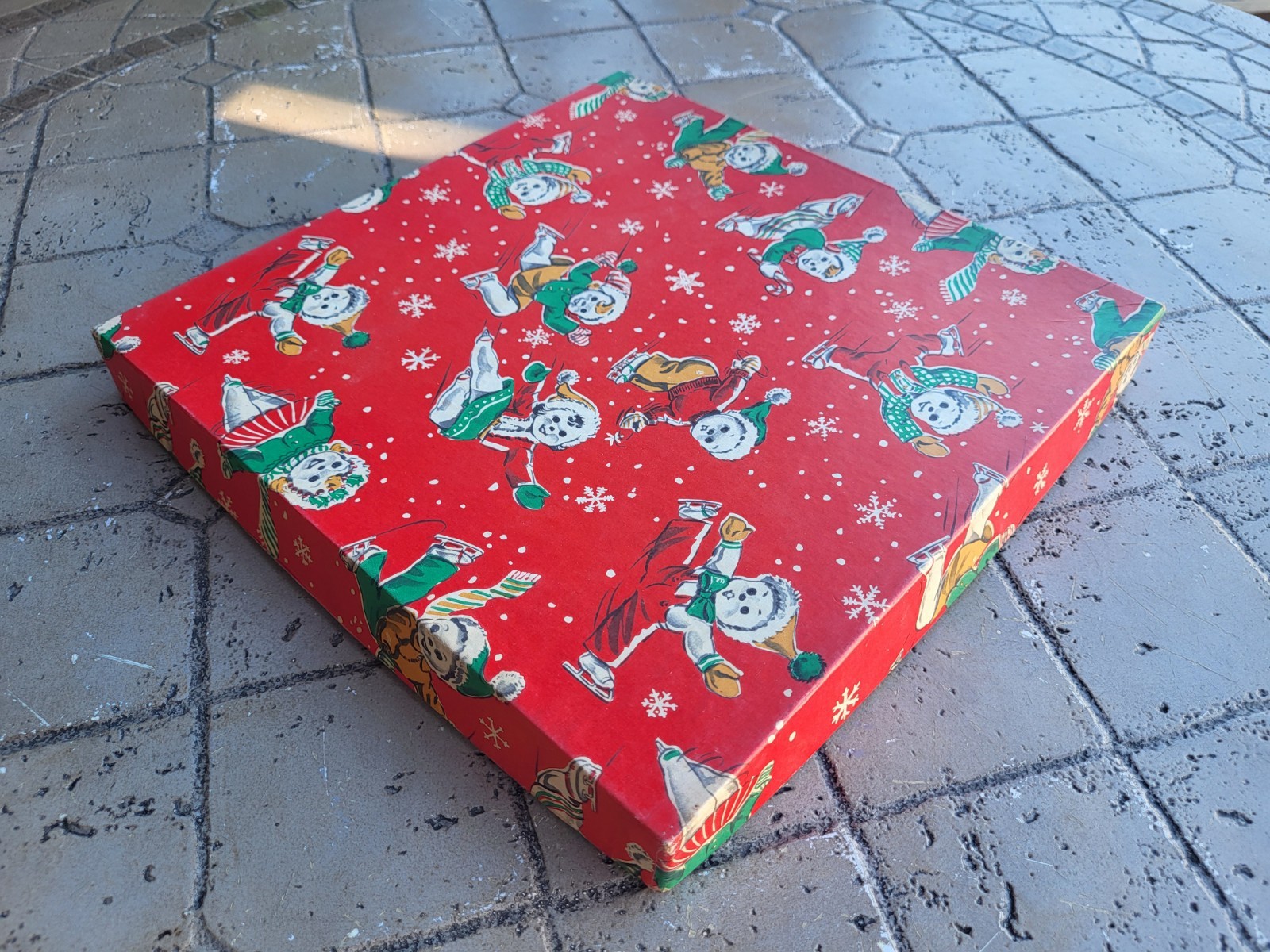 Vintage Christmas Gift Wrap With Box lot of 15 sheets