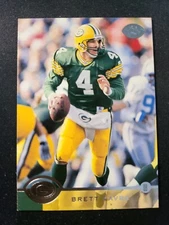 1996 Leaf Brett Favre card #44
