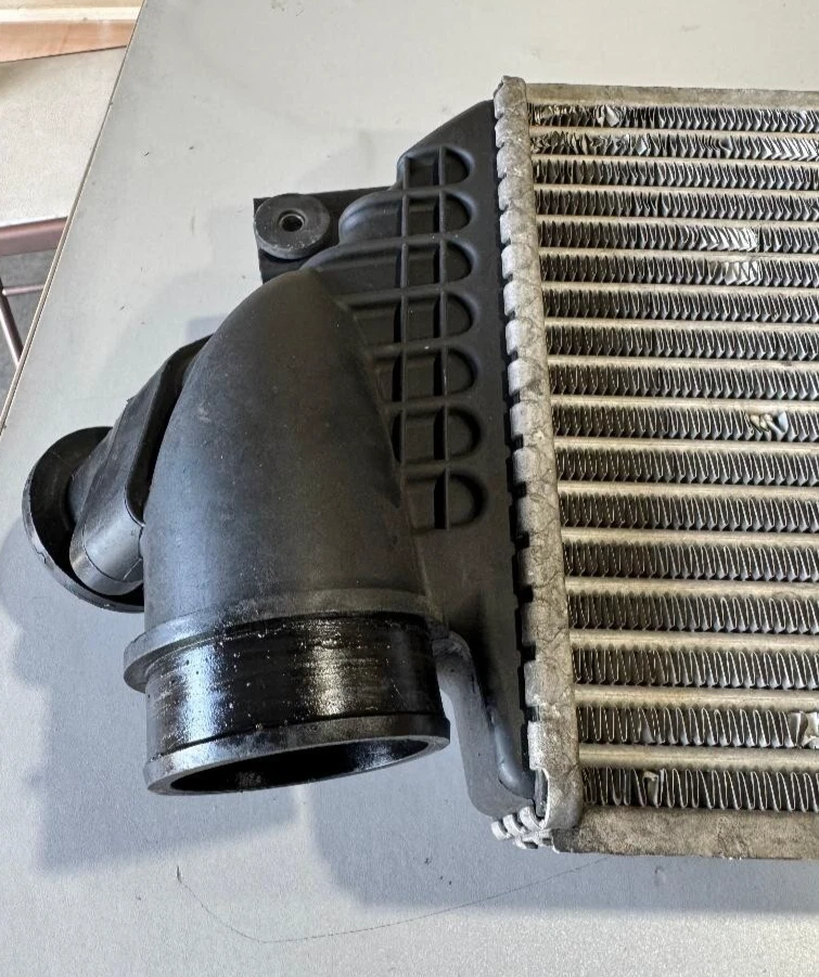 2005/2006 SUBARU LEGACY GT AT TURBO INTERCOOLER PART NUMBER SIC-TM0130 OEM USED - Image 2 of 4