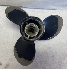 USED Mercury Black Max 10.3x14p RH  Alum Prop 13 tooth spline #73138A45 (290)
