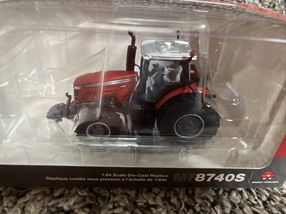2024 SpecCast 1:64 Massey Ferguson MF 8740S Tractor NEW!! - Image 2 of 4