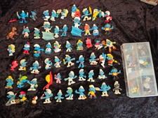 Collezione Puffi vintage circa 75 personaggi 2 case Schleich Peyo anni 80 lotto