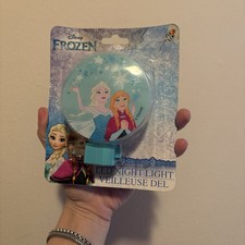 NEW Disney FROZEN Elsa Anna Sisters NIGHT LIGHT Blue Rotary Shade LED