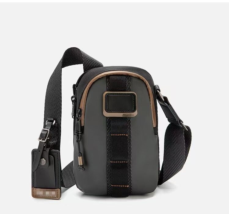 New TUMI Alpha 3 Compact Sling One Shoulder Bag Black Japan Limited Outlet