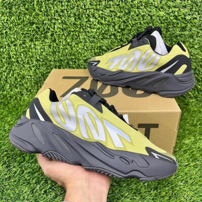 ADIDAS YEEZY 700 MNVN RESIN SNEAKER GRÖßE UK 7 GW9525