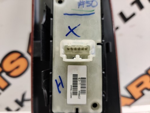 2007 JEEP GRAND CHEROKEE WK LEFT FRONT WINDOW SWITCH 04602786AA - Picture 4 of 5