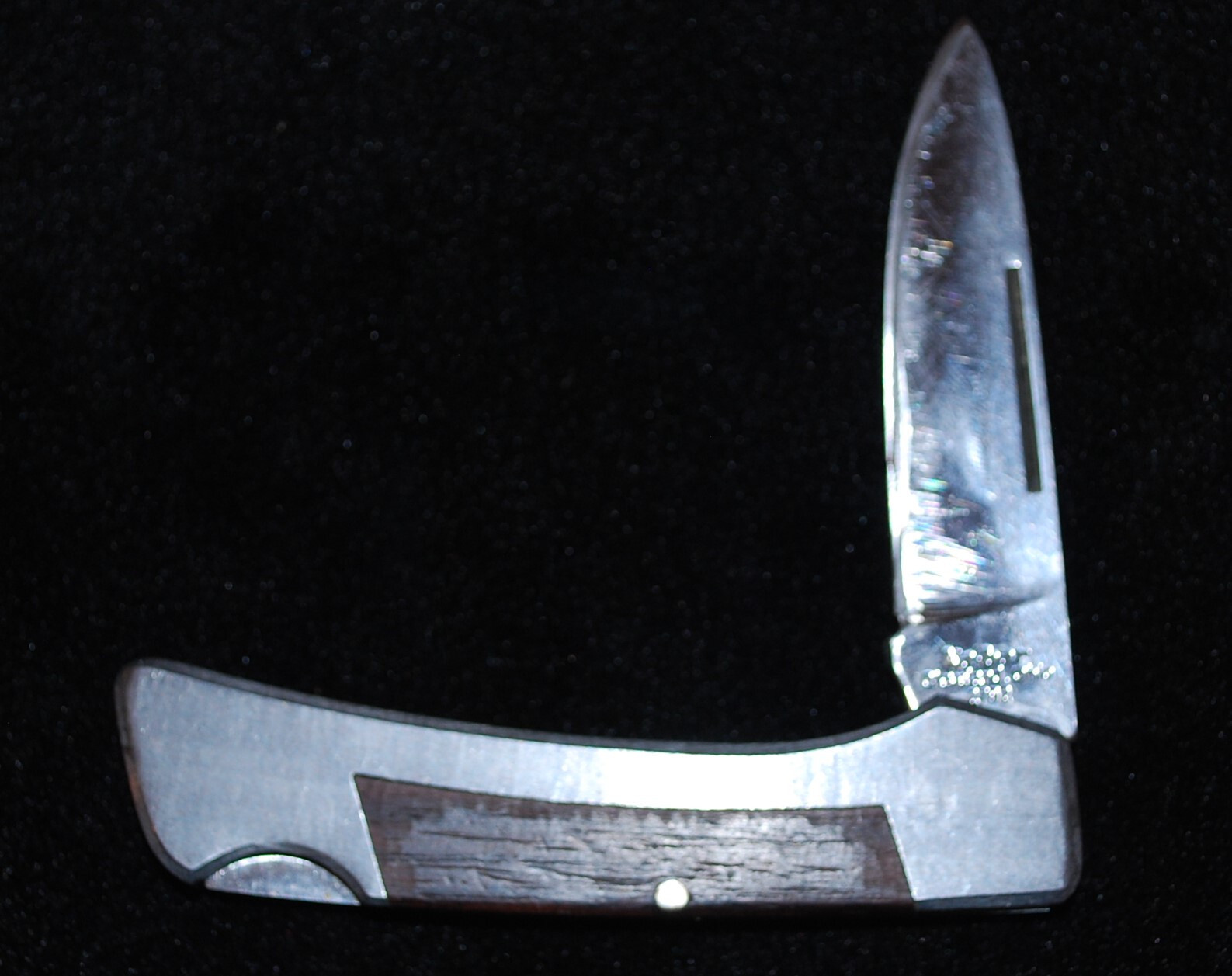 Vintage KaBar Cleveland, Ohio 2792 StainlessWood Handle Folding