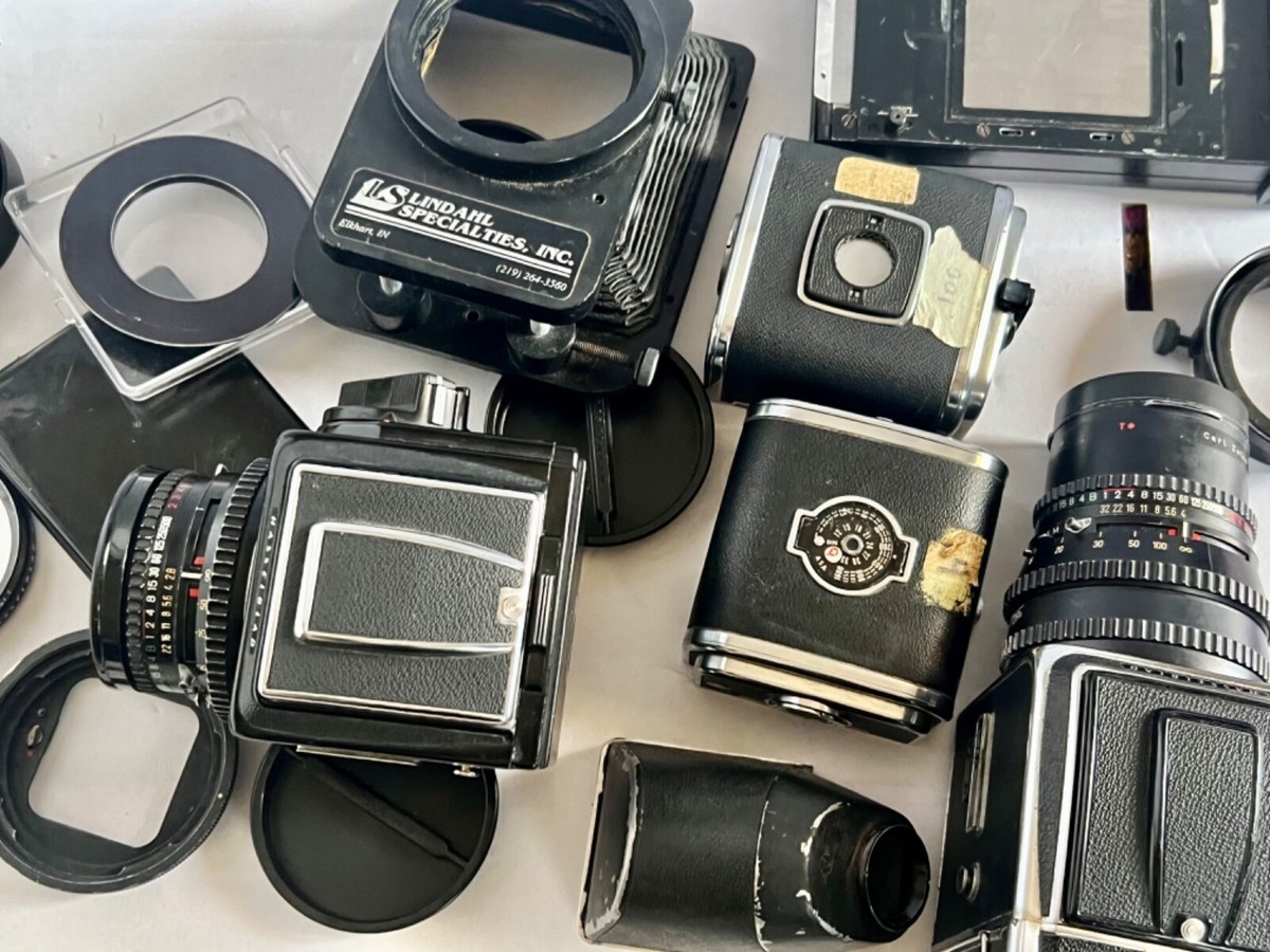 Hasselblad 501CM Medium format, 2 bodies, 3 zeiss lenses, filters