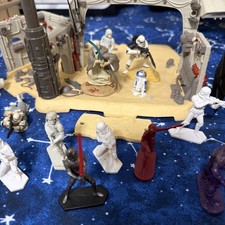 Star Wars  Mini Men Mixed Lot  of 20 Figures/...