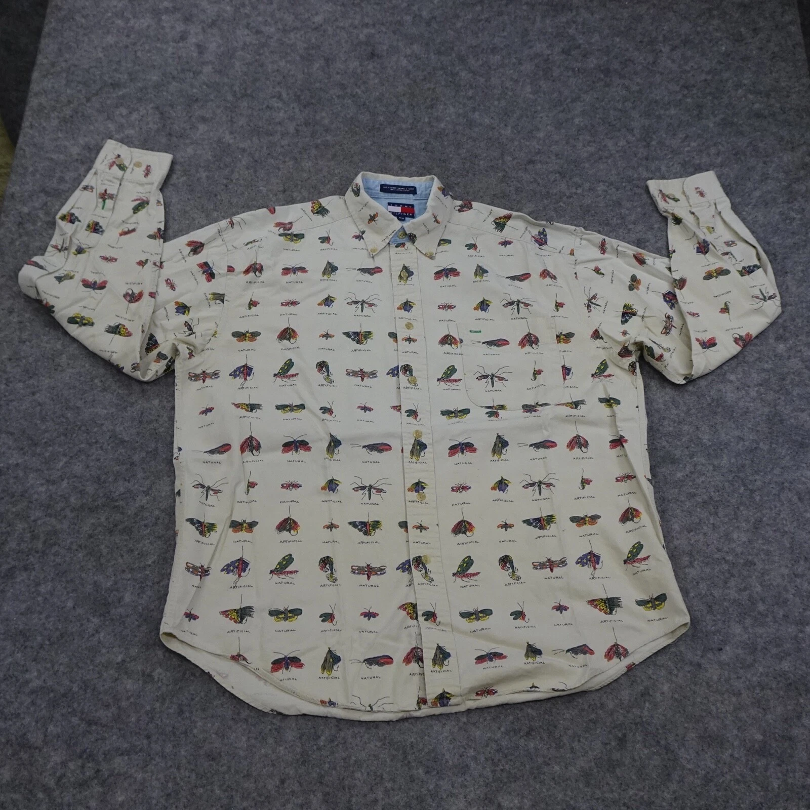 Tommy Hilfiger Button Up Shirt Mens Medium Beige Fly Fishing Outdoor Nature