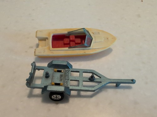 TOMICA No. 71 RED & WHITE YAMAHA BOAT AND TRAILER MADE IN JAPAN ULTRA RARE LOOK! - Picture 2 of 2