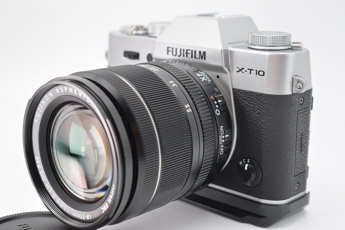ほぼ未使用　FUJI FILM X−T10 XF18-55mm Fujifilm X-T10 Mirrorless Digital Camera XF 18-55mm w/ Hand