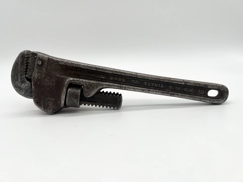 Vintage RIDGID 10” Pipe Wrench Ridge Tool Co. Elyria OH USA Heavy Duty Tool - Image 2 of 4