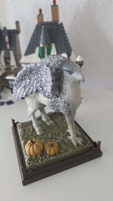 Harry Potter Hippogreif Statue Figur, Kuppel fehlt leider.