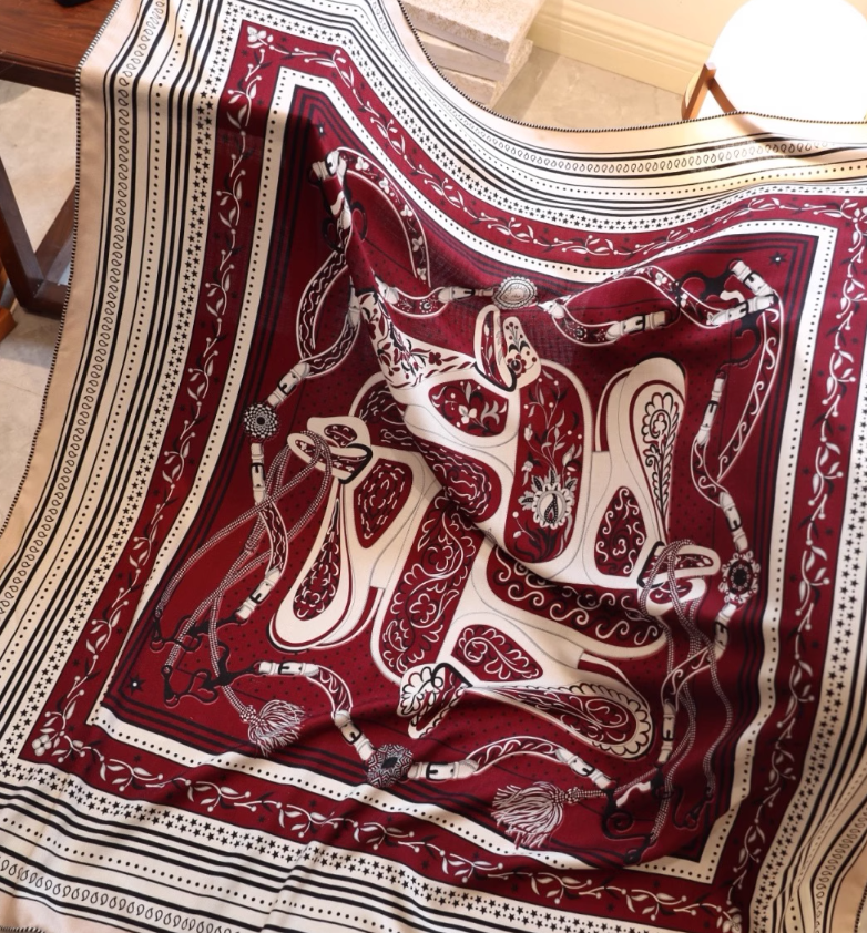 70% Cashmere 30% Silk Wrap Scarf Chain Totem Print Double Face Print Shawl 55''