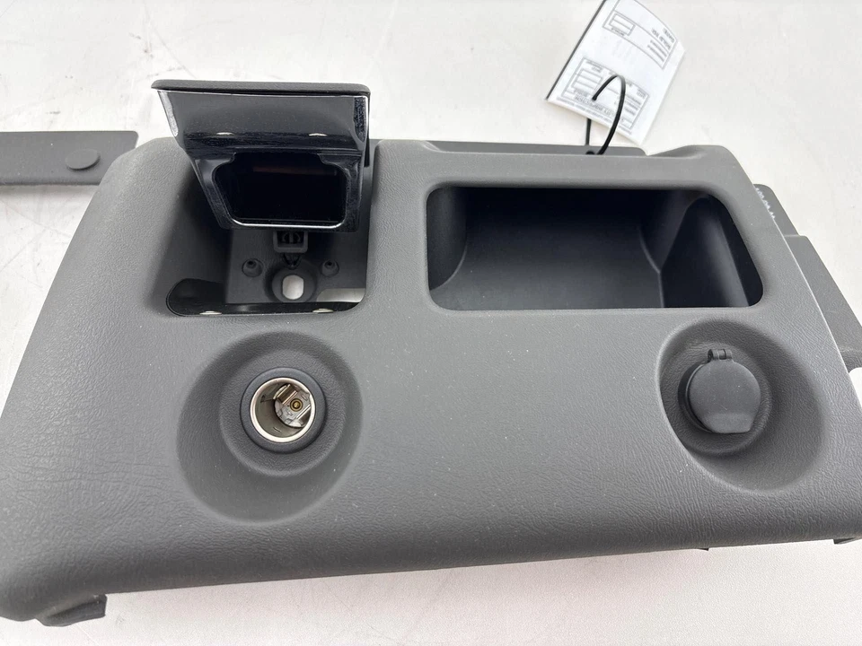 2007 Chevrolet Silverado 1500 нижняя отделка бардачка панель OEM - Изображение 4 из 4