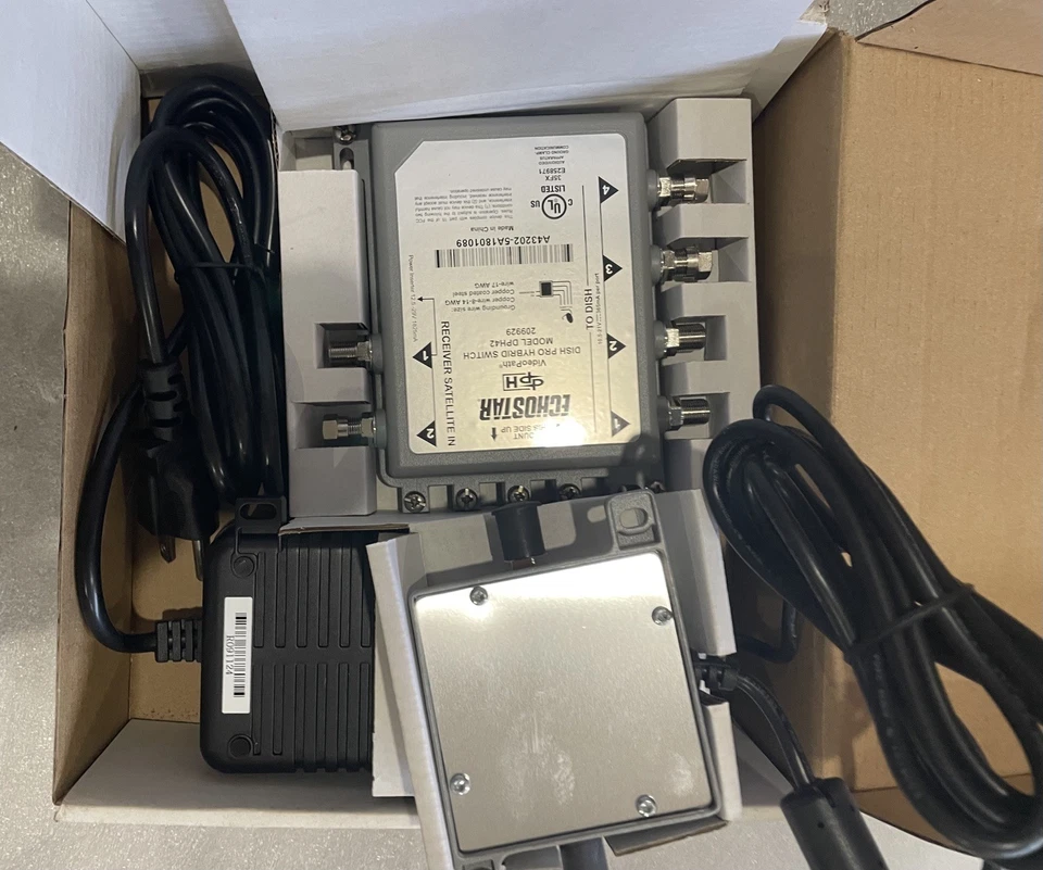 DN209925. FG DISH PRO HYBRID 42 SWITCH AND POWER INSERT, DP42 - NEW. - Image 3 of 4