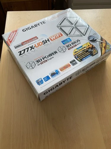 Gigabyte GA-Z77X-UD5H Intel mainboard Inkl. Zubehör