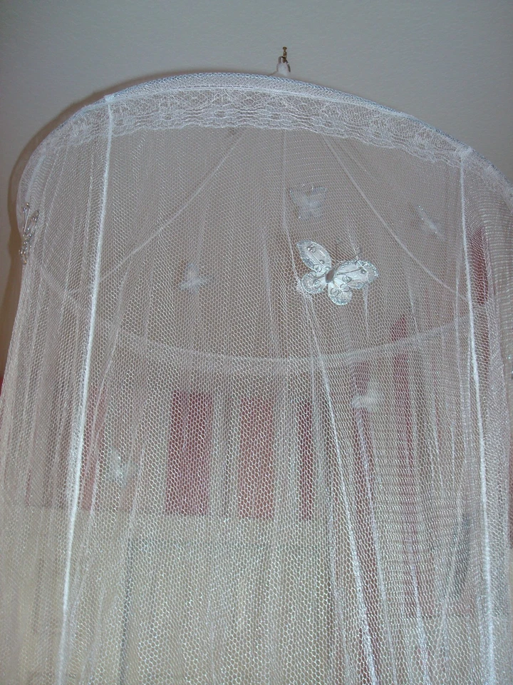 CANOPY Net Mesh Bed Glitter Butterflies White Silver Class Flexible Seating Area - Photo 3/4
