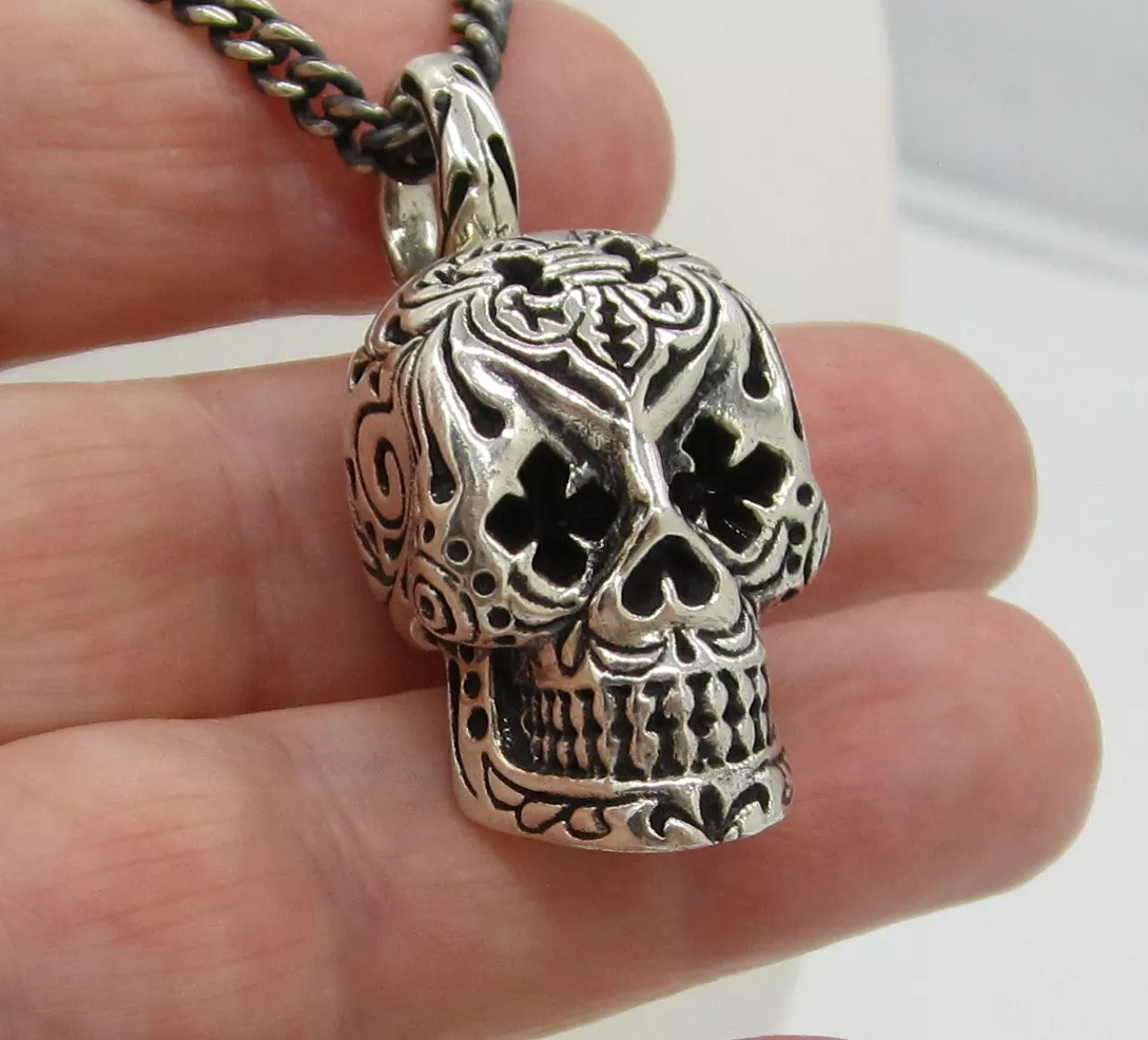 Necklace of skulls deals