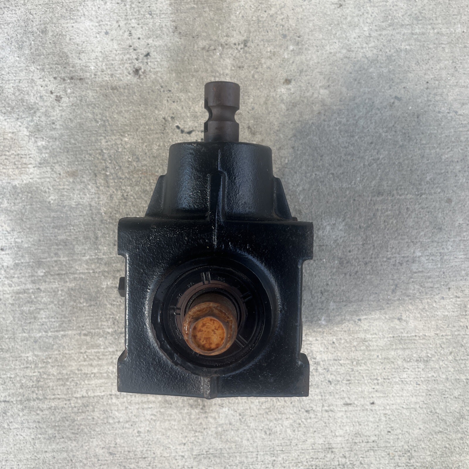 JOHN DEERE 425 445 455 48" 54" 60" Mower Deck Gear Box AM143310 DE19086