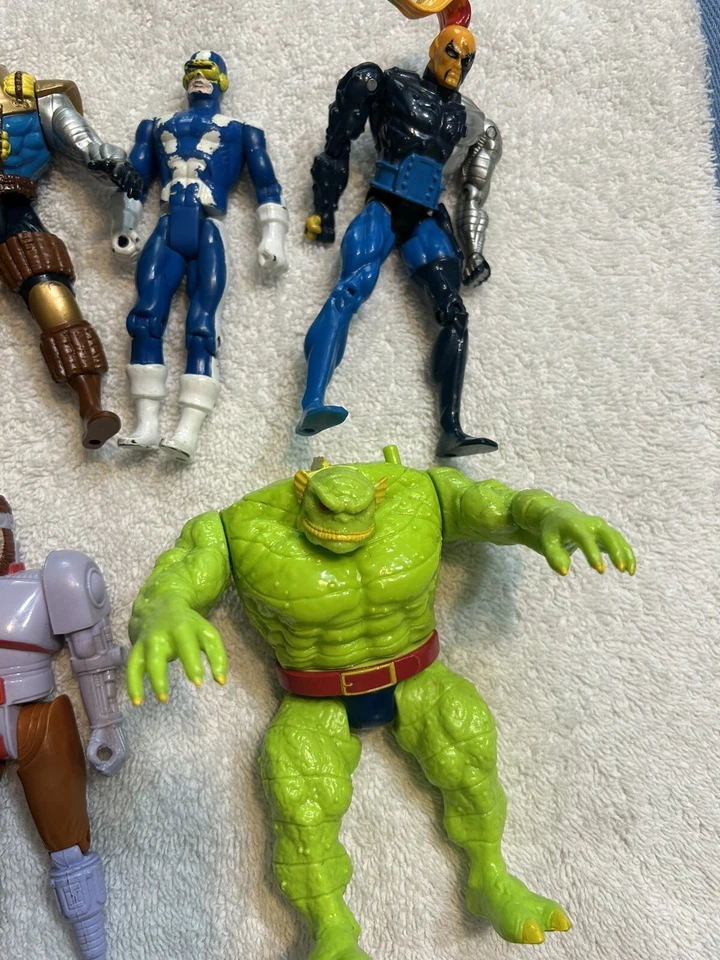 Vintage 1990's Lot of 14 Toybiz Marvel X-Men Action Figures (UB) - Image 2 of 4