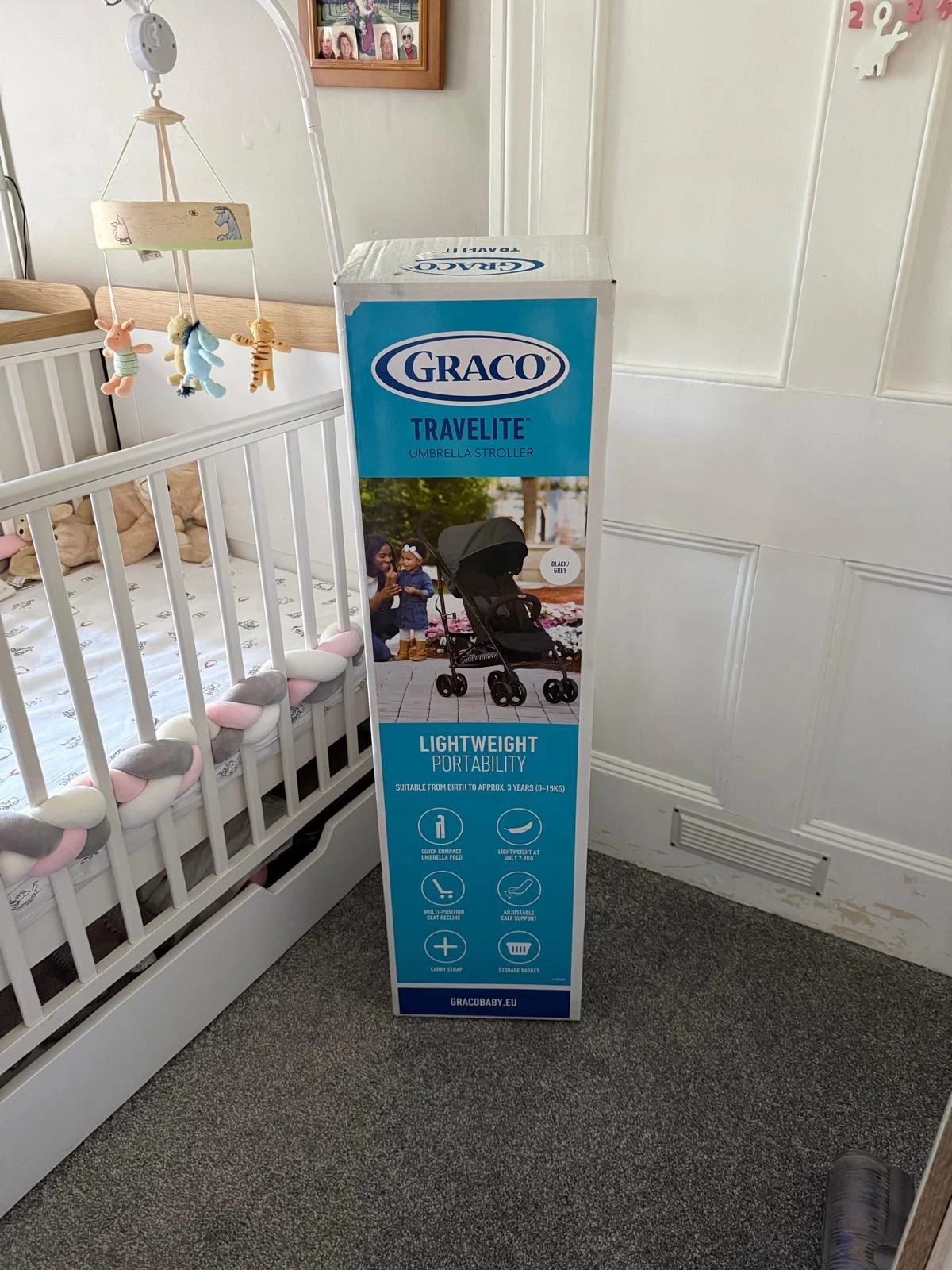 Graco Travelite Compact Stroller/Pushchair Suitable for Birth to 15kg