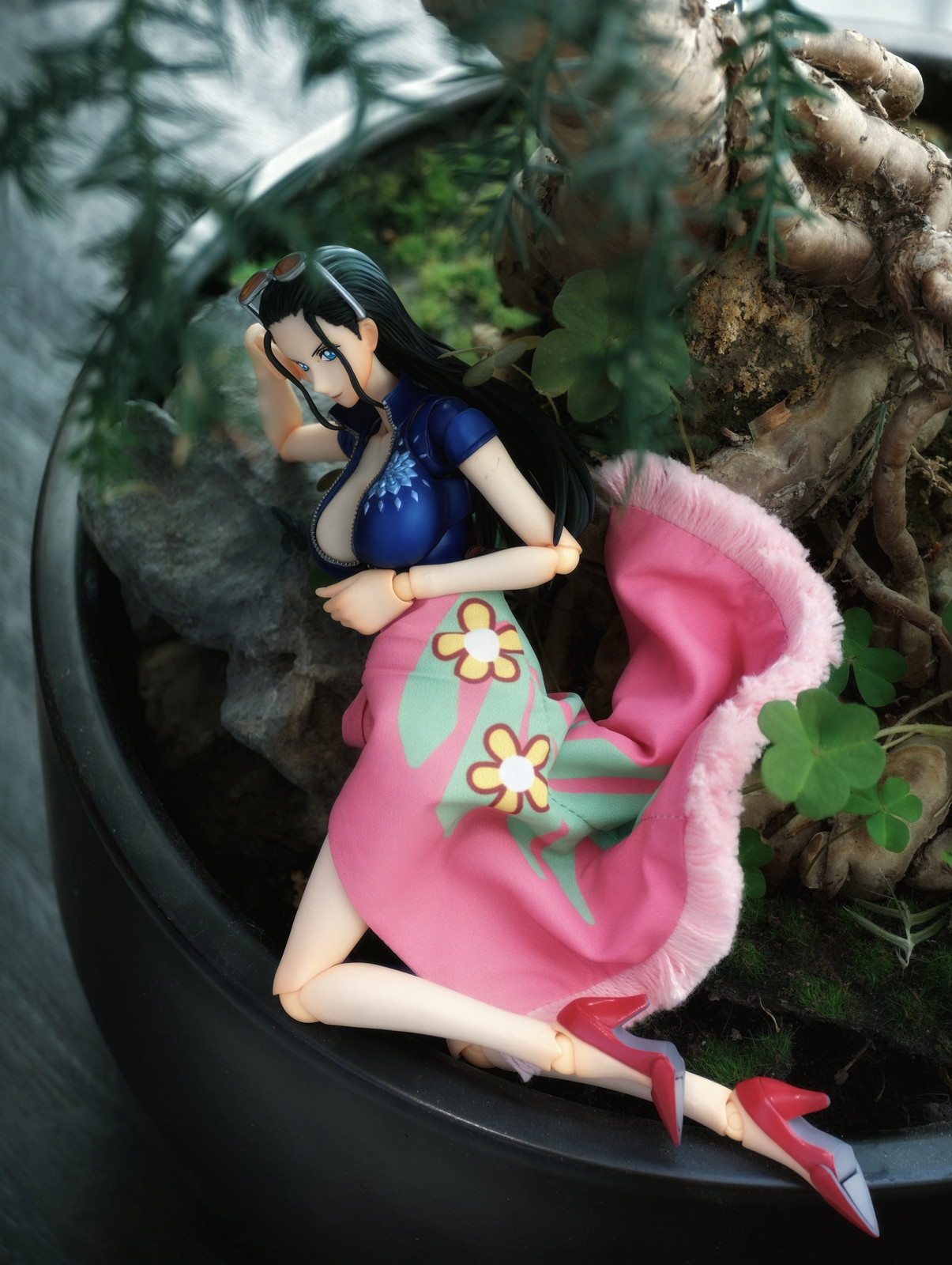 Modelo de falda con cable personalizado para héroes de acción variables Nico Robin cuerpo sin figura