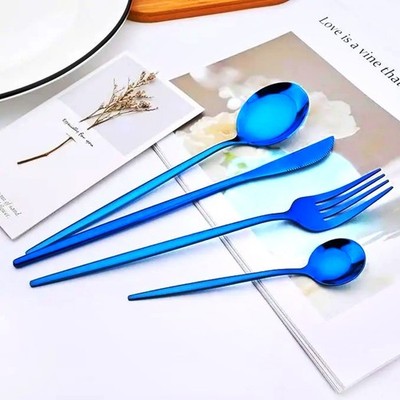 Blaues 4-teiliges Edelstahl Besteckset