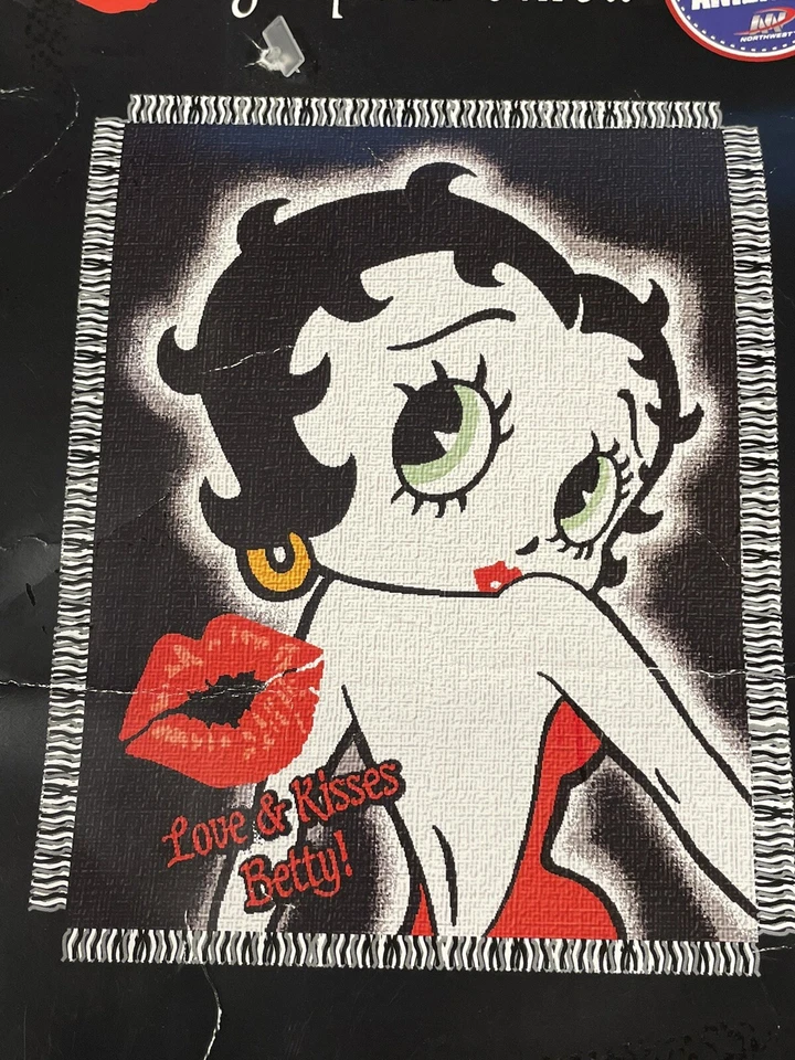 Betty Boop Woven Throw Blanket 46" × 60"  Love & Kisses Betty Blowing Kiss  NEW - Image 3 of 4