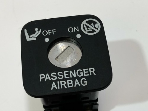 INTERRUPTOR DE CONTROL DEL AIRBAG ENCENDIDO APAGADO PASAJERO TABLERO TOYOTA PRIUS 2009-15 - Imagen 5 de 6