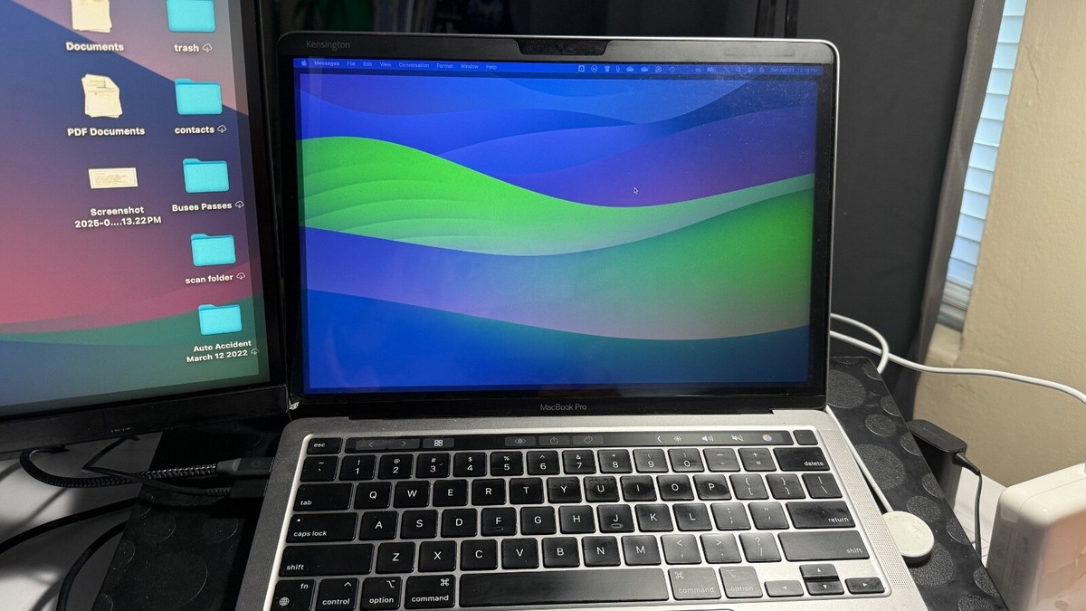 MacBook Pro 13　M1 16GB/1TB SSD Apple MacBook Pro 13