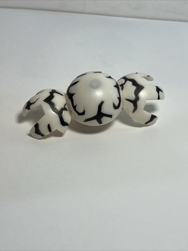 Bakugan Fear Ripper 390G Pearl White Darkus B1 Classic Battle Brawlers Rare READ - Picture 11 of 14