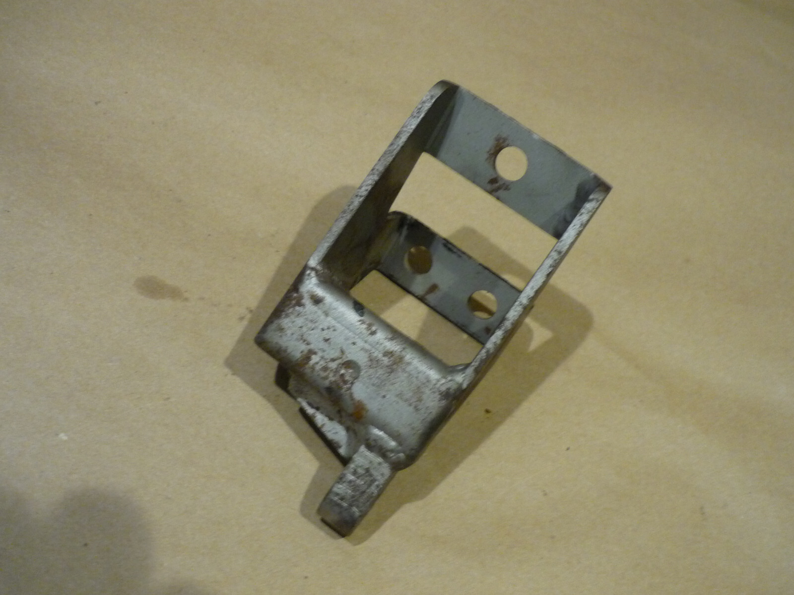 Lamborghini Mucielago Coupe 2002-2003 - Alternator Bracket - P/N 0016009583