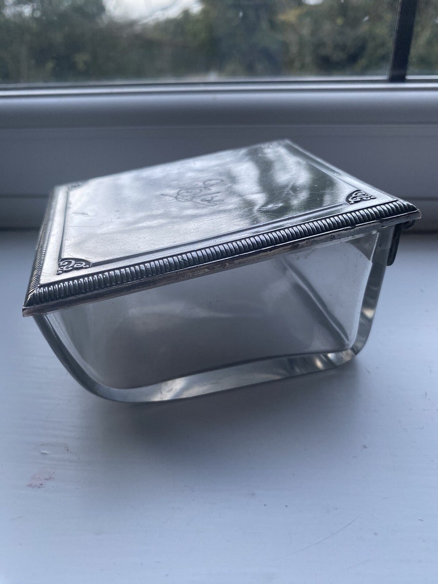 Antique 1900-1918 Jugendstil Art Nouveau silver plate cigar box WMF ostrich  mark