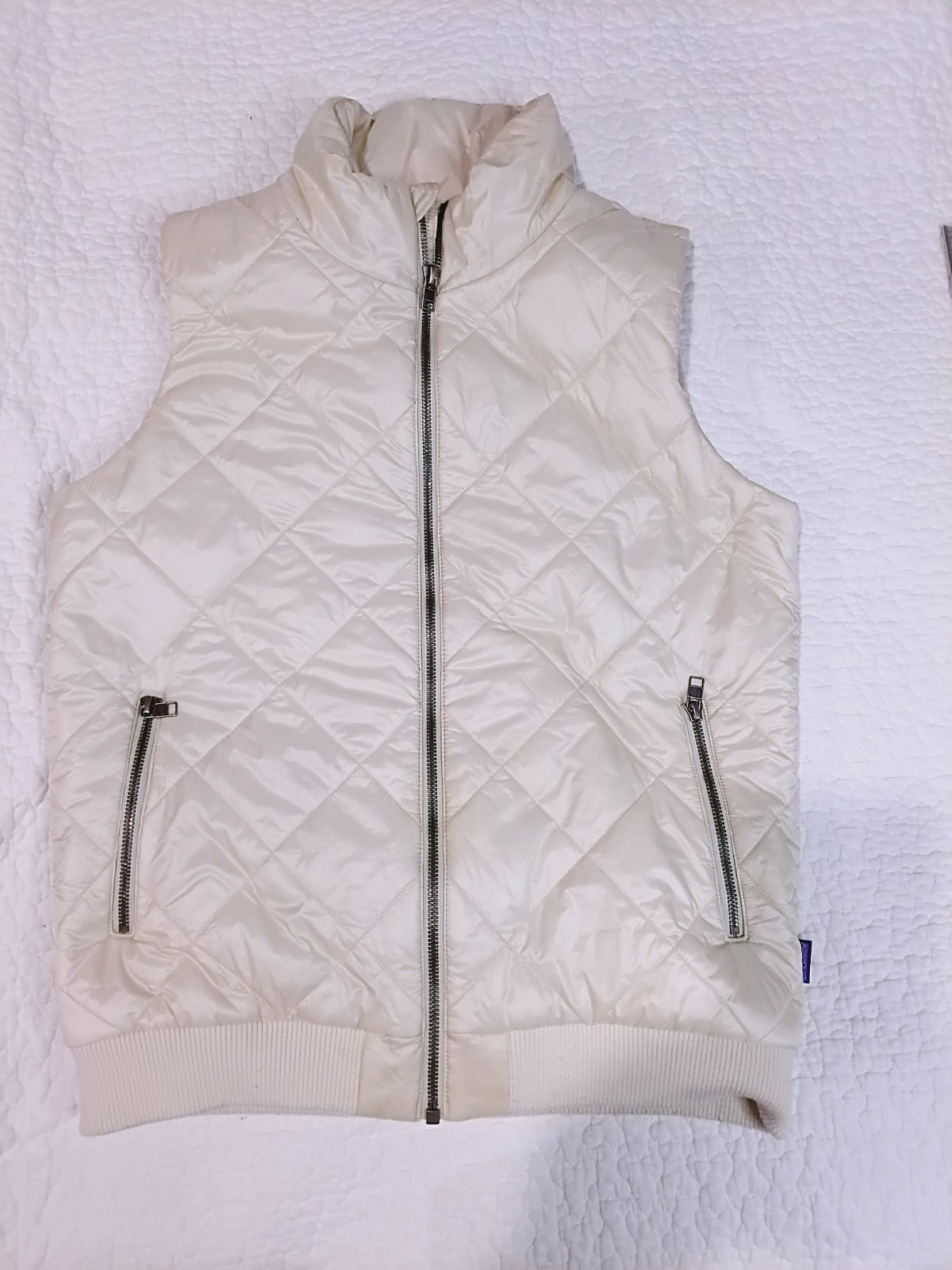 Women's Patagonia vest, size M, Ivory