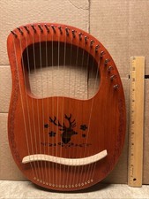 Stiller Music 19-string wooden lyre harp with canvas travel case