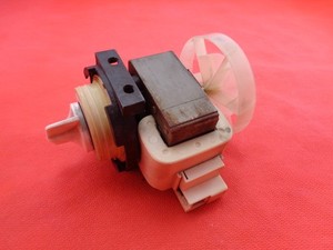 Miele Laugenpumpe Ablaufpumpe BE 28 B3-144 Waschmaschine T.Nr. 3788832