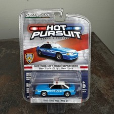 GREENLIGHT 1987 FORD MUSTANG GT New York City Police Department 1:64 NEW