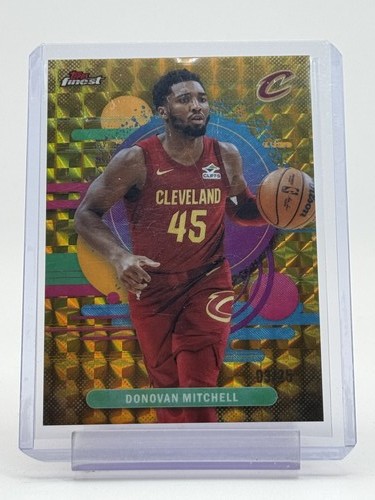 2025 Topps Finest Basketball Gold Geometric Refractor Donovan Mitchell #181