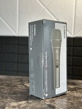 Yamaha Dynamic Cardioid Microphone with switch