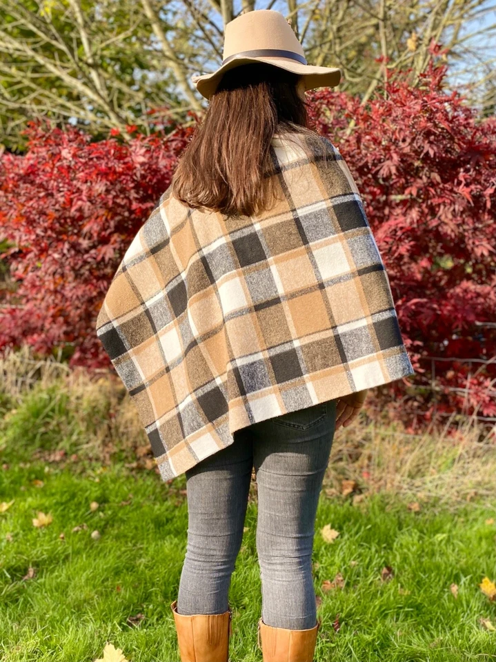 460. Handmade Brown check tweed Cape Poncho - Image 2 of 4