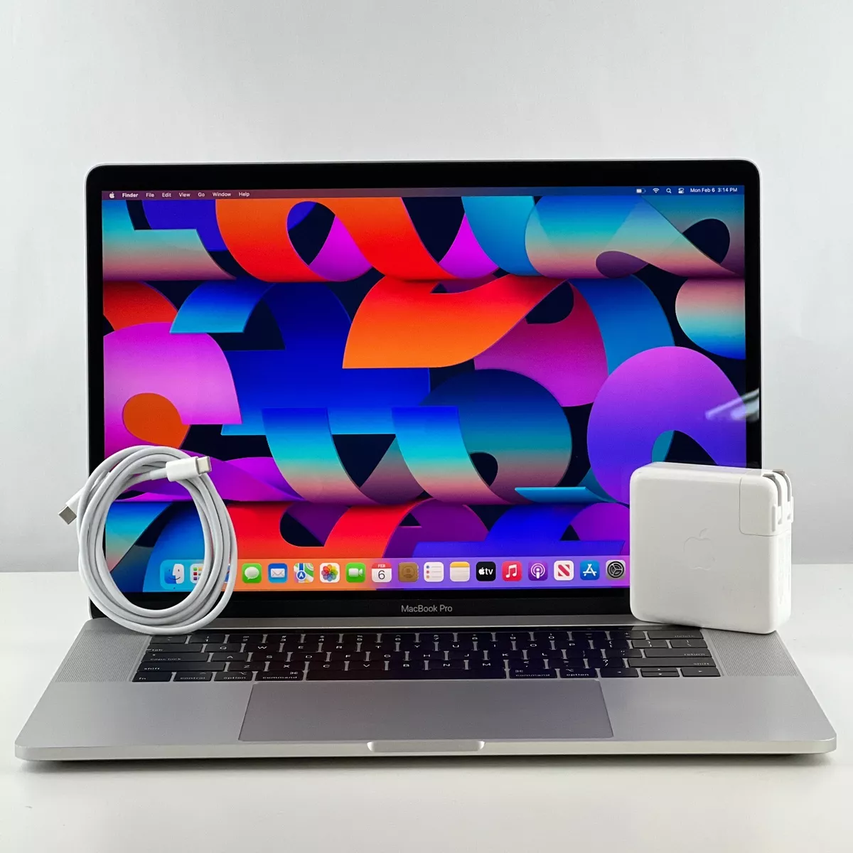 セール‼️MacBook Pro 15 シルバー　256GB　Core-i7