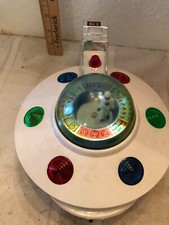 VINTAGE BATTERY OPERATED SPACE SHIP X711